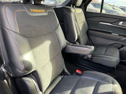 New 2026 Ford Explorer Tremor w/ Tremor Convenience Package image 19