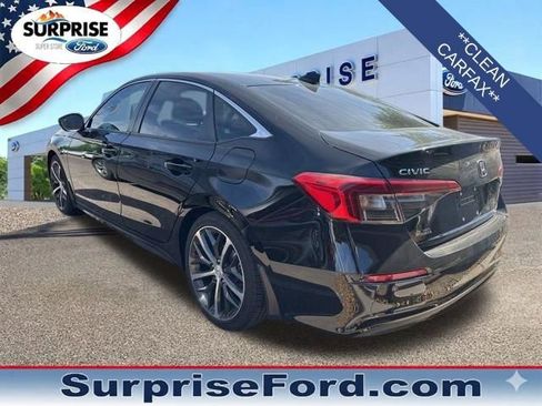Used 2024 Honda Civic Touring image 3