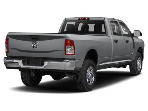 Used 2022 RAM 2500 Limited AWD/4WD image 2