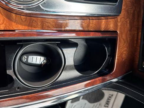 Used 2015 INFINITI QX80 4WD w/ Deluxe Technology Package image 29