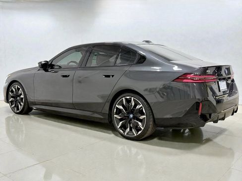 Used 2024 BMW i5 M60 w/ Premium Package image 18