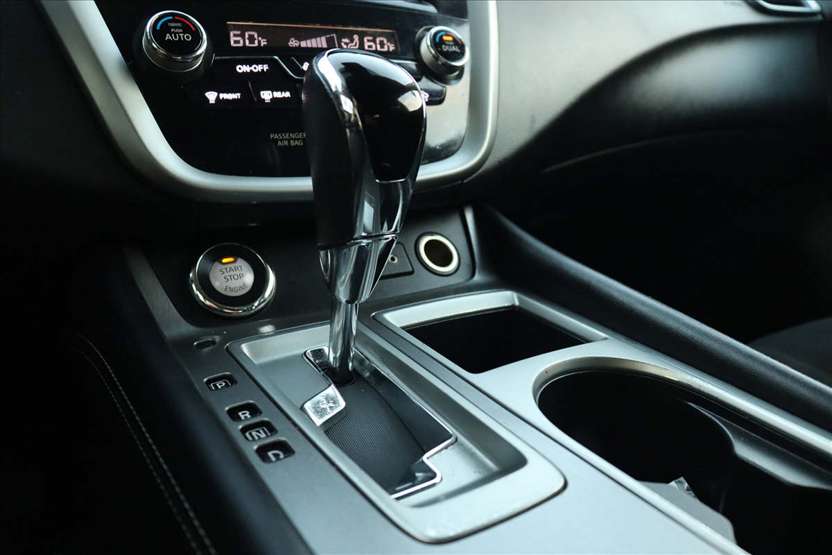 Used 2020 Nissan Murano SV FWD image 37