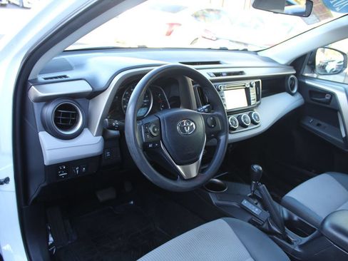 Used 2013 Toyota RAV4 LE AWD/4WD image 16