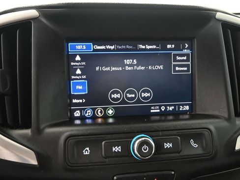 Used 2022 GMC Terrain SLE image 32