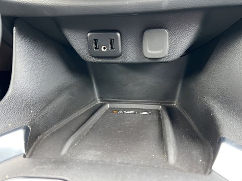 Used 2023 Chevrolet Traverse LT w/ LPO, Floor Liner Package image 16