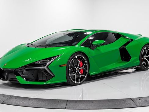 Used 2024 Lamborghini Revuelto image 7