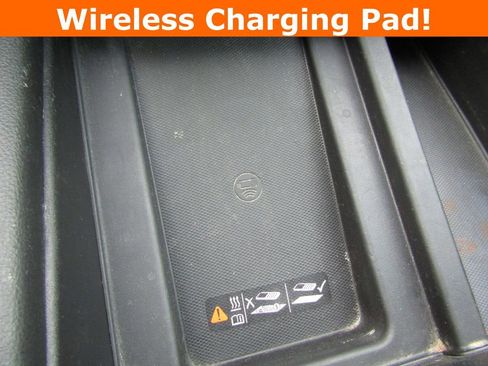 Used 2023 GMC Sierra 2500 Denali w/ Denali Black Diamond Edition image 25