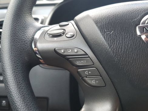 Used 2019 Nissan Murano S AWD/4WD image 23