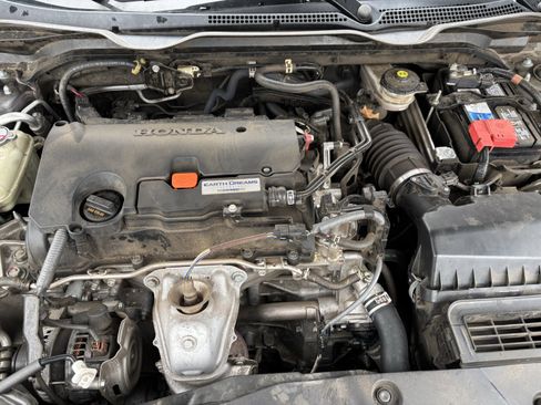 Used 2020 Honda Civic LX image 36