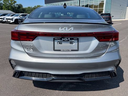 Used 2023 Kia Forte GT-Line w/ GT-Line Technology Package FWD image 4
