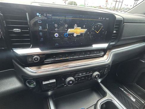 Used 2023 Chevrolet Silverado 1500 LT Trail Boss w/ LT Trail Boss Premium Package image 23