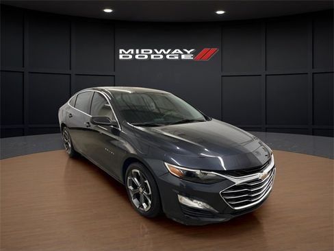 Used 2022 Chevrolet Malibu LT image 1