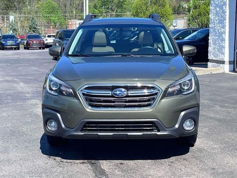 Used 2019 Subaru Outback 3.6R Limited w/ Popular Package #2 AWD/4WD image 2