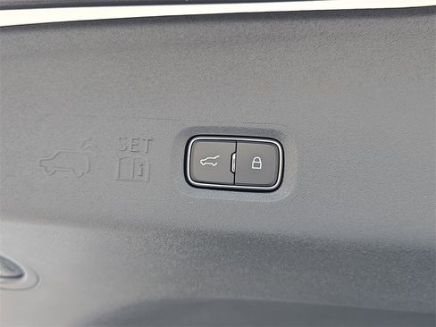 New 2025 Ford Expedition Platinum w/ Stealth Performance Package image 14