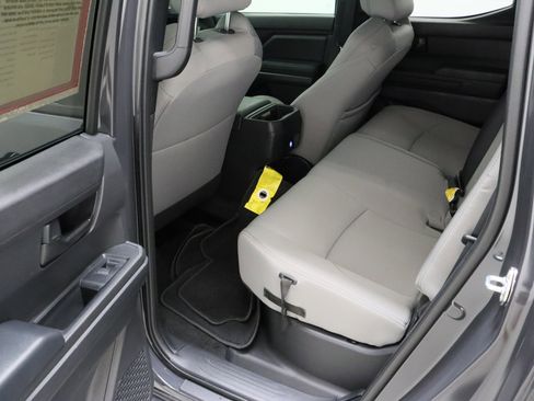 Certified 2025 Toyota Tacoma SR5 AWD/4WD image 27