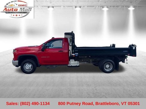 Used 2024 Chevrolet Silverado 3500 W/T w/ WT Convenience Package AWD/4WD image 2