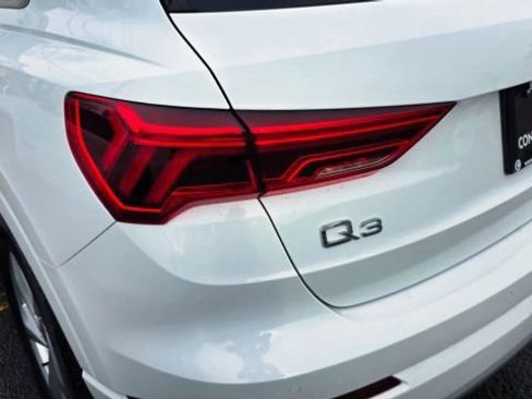 Used 2021 Audi Q3 2.0T Premium w/ Convenience Package image 42