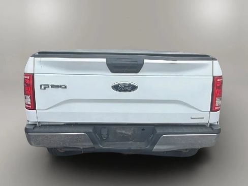 Used 2016 Ford F150 XL w/ Equipment Group 101A Mid AWD/4WD image 4