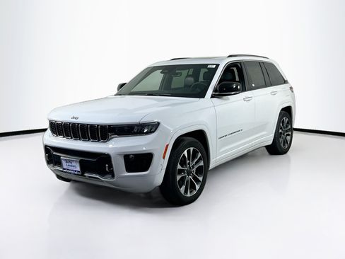 Used 2023 Jeep Grand Cherokee Overland AWD/4WD image 1