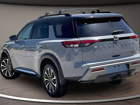 New 2026 Nissan Pathfinder Platinum AWD/4WD image 3