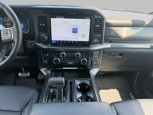 Used 2025 Ford F150 Lariat w/ Equipment Group 502A High AWD/4WD image 11