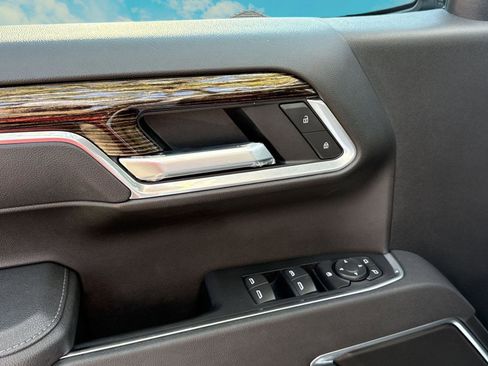 Used 2026 GMC Sierra 1500 SLE image 8