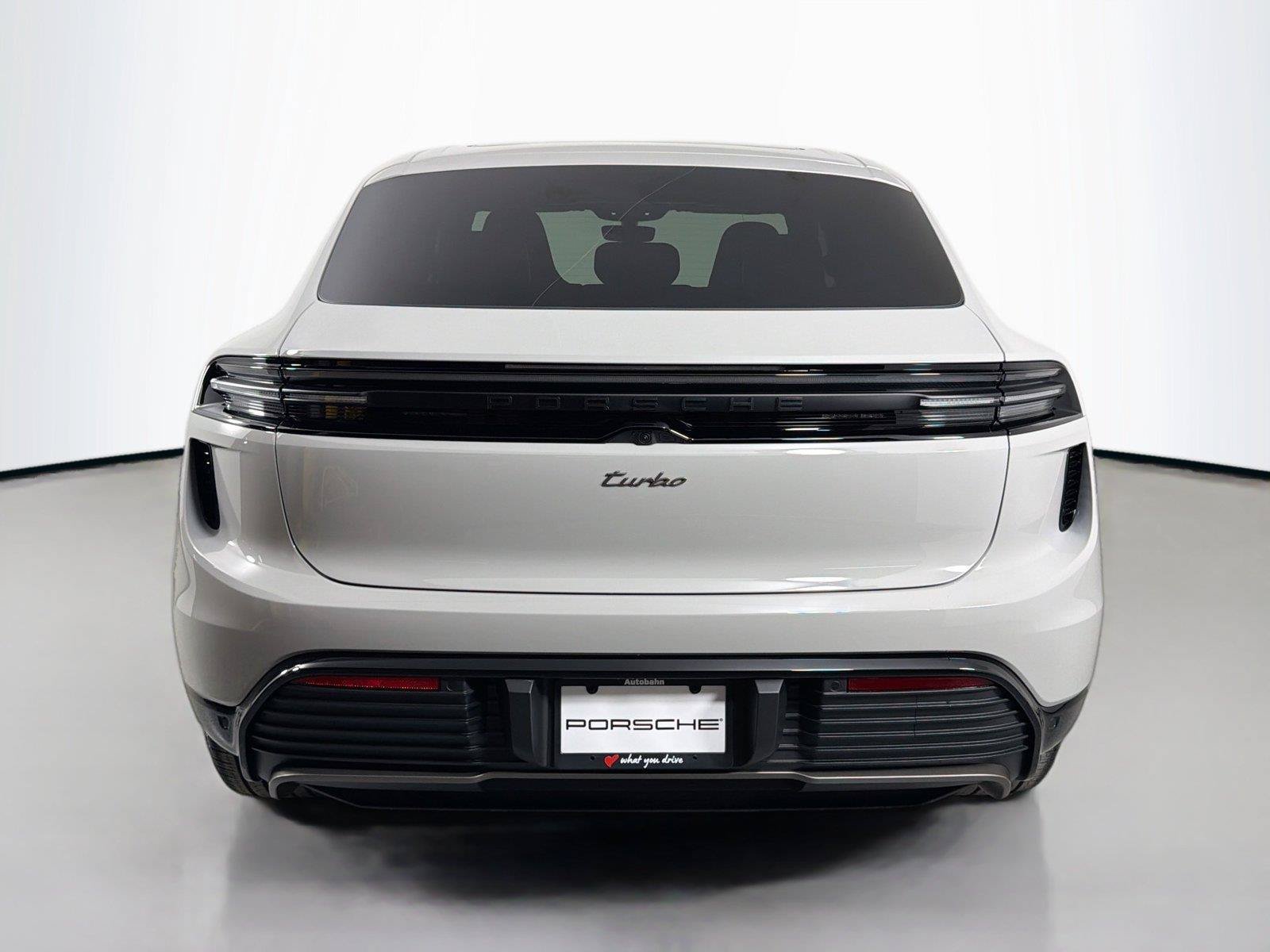 Used 2026 Porsche Macan Turbo Electric AWD/4WD image 6