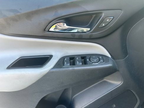 Used 2024 Chevrolet Equinox LS w/ LS Convenience Package FWD image 10