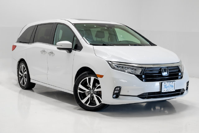 Used 2023 Honda Odyssey Touring image 8