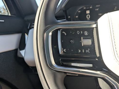 New 2026 Land Rover Range Rover Sport SE AWD/4WD image 23