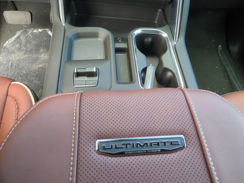New 2026 GMC Sierra 2500 Denali Ultimate AWD/4WD image 13