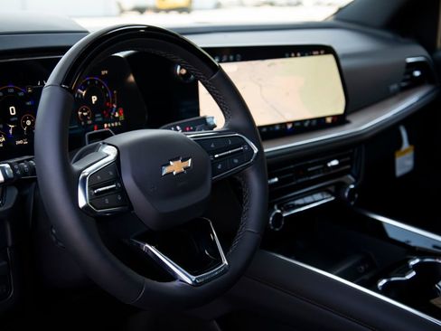 New 2026 Chevrolet Tahoe High Country AWD/4WD image 19