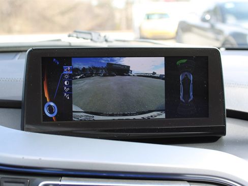 Used 2015 BMW i8 image 23