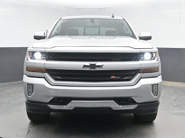 Used 2018 Chevrolet Silverado 1500 LT w/ All Star Edition AWD/4WD image 3