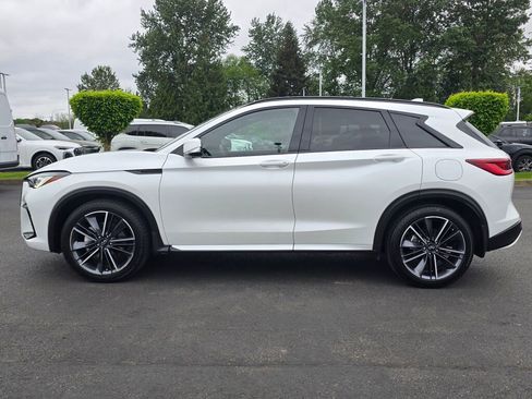 Used 2023 INFINITI QX50 Sport AWD/4WD image 2