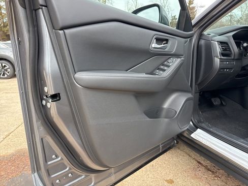 New 2026 Nissan Rogue SV image 21