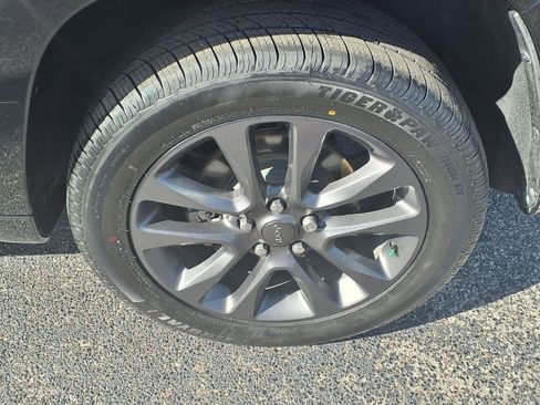 Used 2019 Jeep Grand Cherokee High Altitude RWD image 20