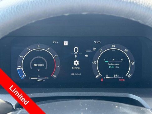 Used 2025 Toyota Tacoma Limited AWD/4WD image 22