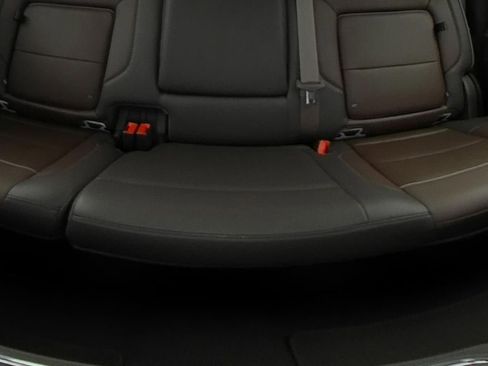 Used 2022 GMC Sierra 1500 Denali AWD/4WD image 13