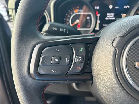 Used 2024 Jeep Wrangler Unlimited Rubicon AWD/4WD image 43