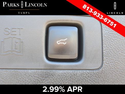 Certified 2025 Lincoln Corsair AWD w/ Equipment Group 101A image 9