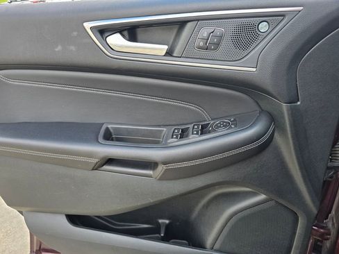 Used 2023 Ford Edge Titanium AWD/4WD image 36