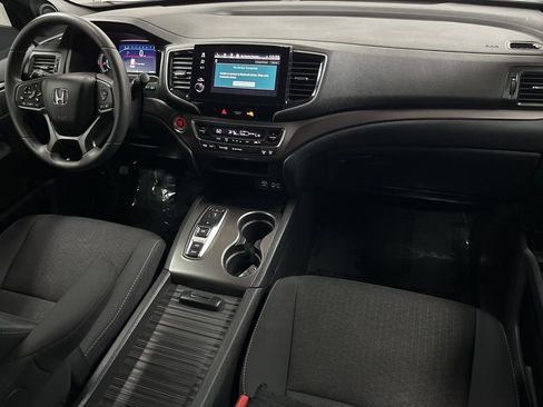 Used 2021 Honda Passport Sport image 12