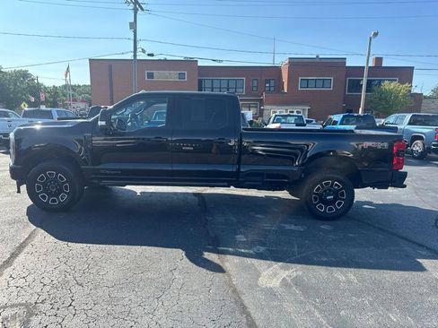 Used 2025 Ford F350 Platinum AWD/4WD image 7
