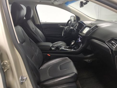 Used 2017 Ford Edge Titanium w/ Equipment Group 301A AWD/4WD image 21