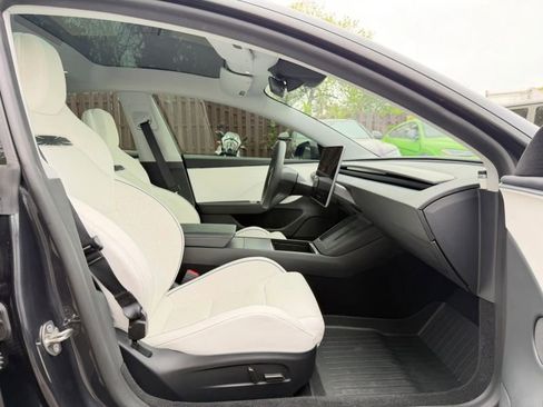 Used 2024 Tesla Model 3 Performance AWD/4WD image 30