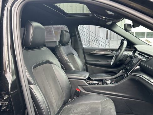 Used 2022 Jeep Grand Cherokee Altitude image 34