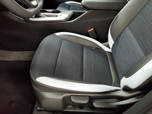 New 2026 Buick Envista Preferred w/ Convenience II Package image 13