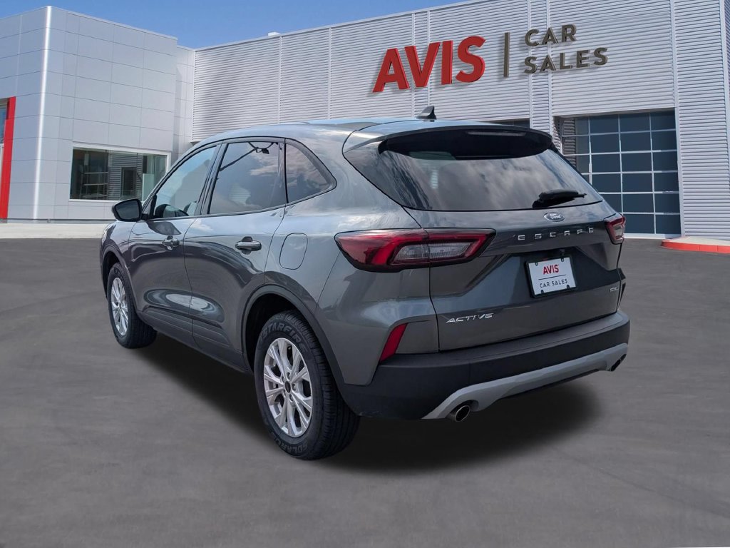 Used 2025 Ford Escape Active AWD/4WD image 9