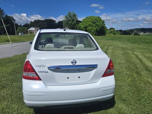Used 2009 Nissan Versa 1.8 S w/ PWR Pkg FWD image 5